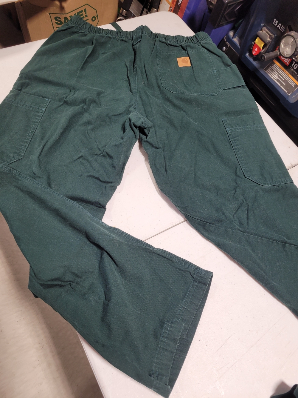 Carhartt Men’s Dark Green Utility Cargo Scrub Set - Picture 7 of 8